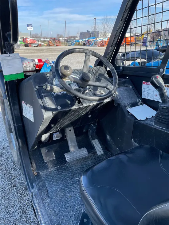2015 Genie GTH-844 Forklift