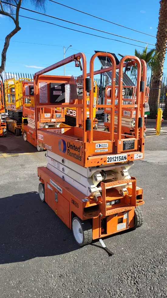 2017 Snorkel S3219E Scissor Lift