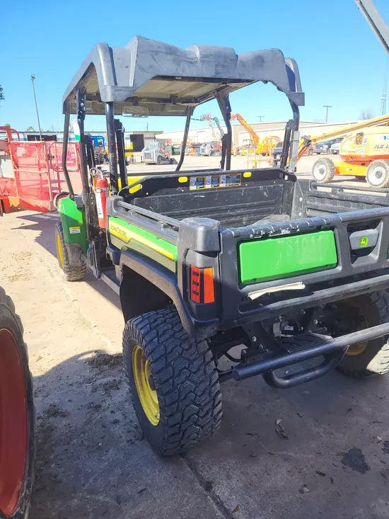 2022 John Deere XUV855MS4 Utility Vehicle