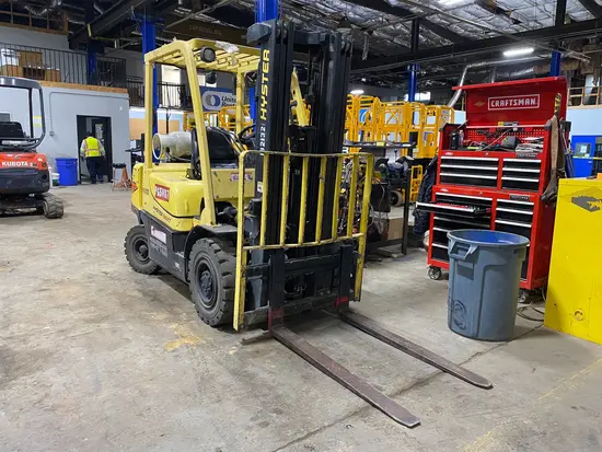 2017 HYSTER H50XT Warehouse Forklift