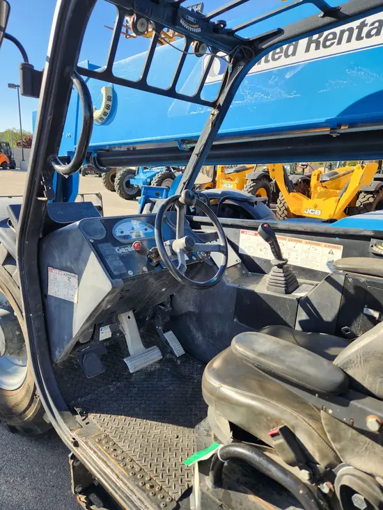 2016 Genie GTH-1056 Forklift
