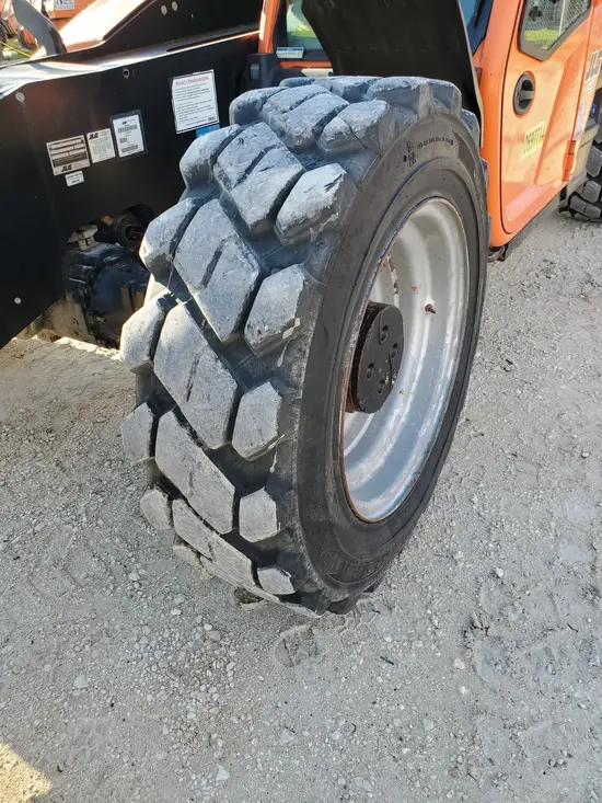 2017 JLG 1255 Forklift