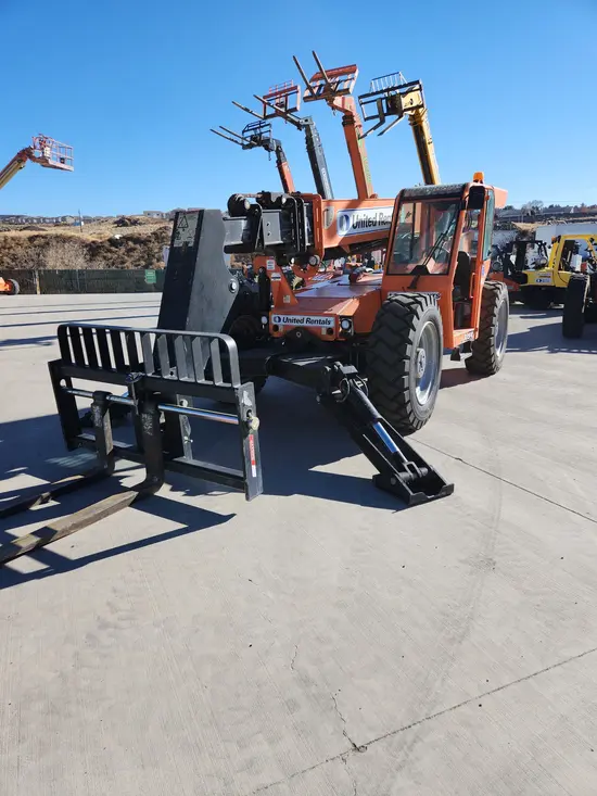 2016 SKYTRAK 10054 Forklift