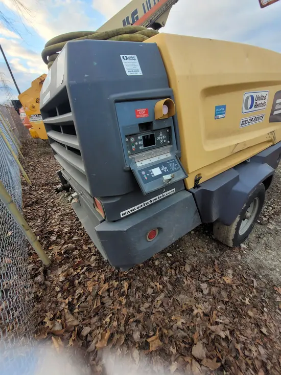 2017 Atlas Copco XAS440JD T4F Air Compressor