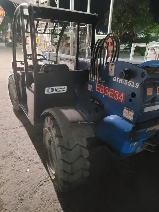 2017 Genie GTH-5519 Forklift