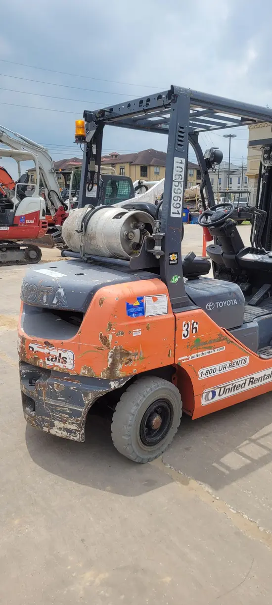 2014 JLG 800S Boom Lift