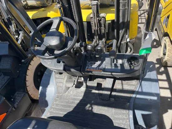 2018 Toyota 8FGU25 Warehouse Forklift