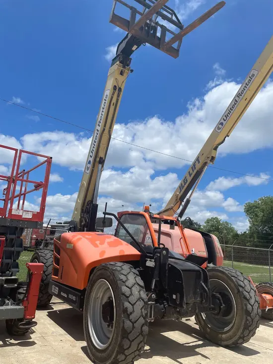 2016 JLG 642 Forklift