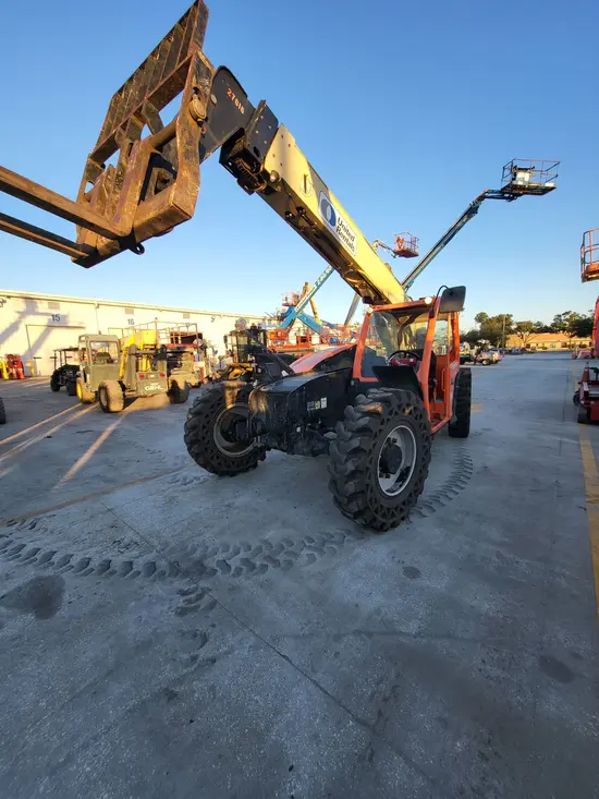 2016 JLG 642 Forklift