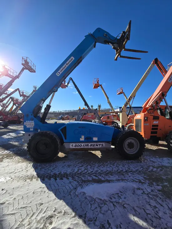 2013 Genie GTH-844 Forklift