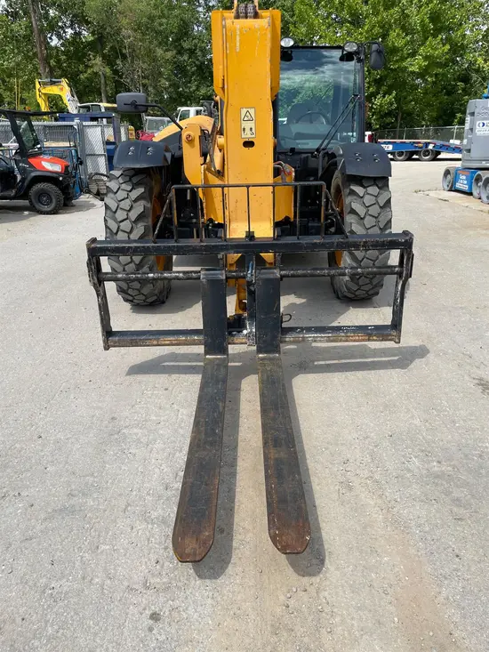2017 JCB 507-42 Forklift