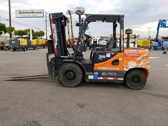 2013 Doosan D35S-5 Warehouse Forklift