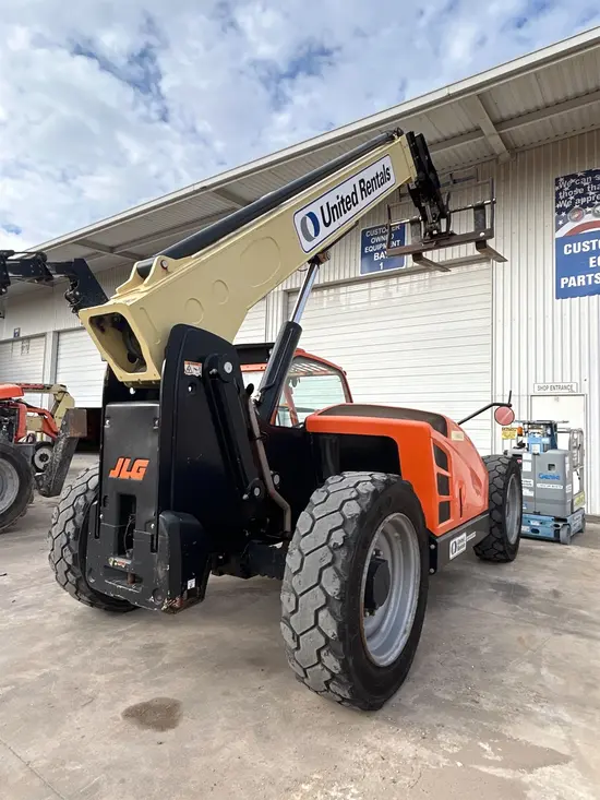 2016 JLG 642 Forklift