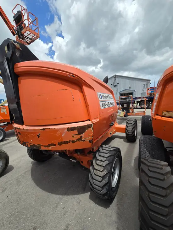 2017 JLG 400S Boom Lift