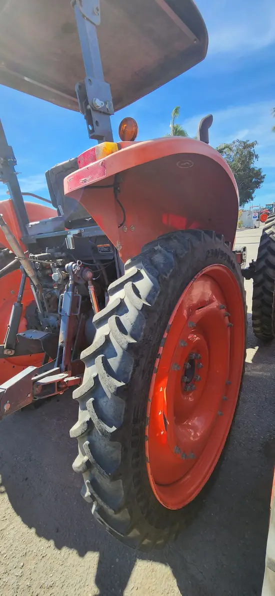 2019 Kubota M6H-101SHD Wheel Loader