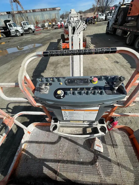 2014 JLG E600JP Boom Lift