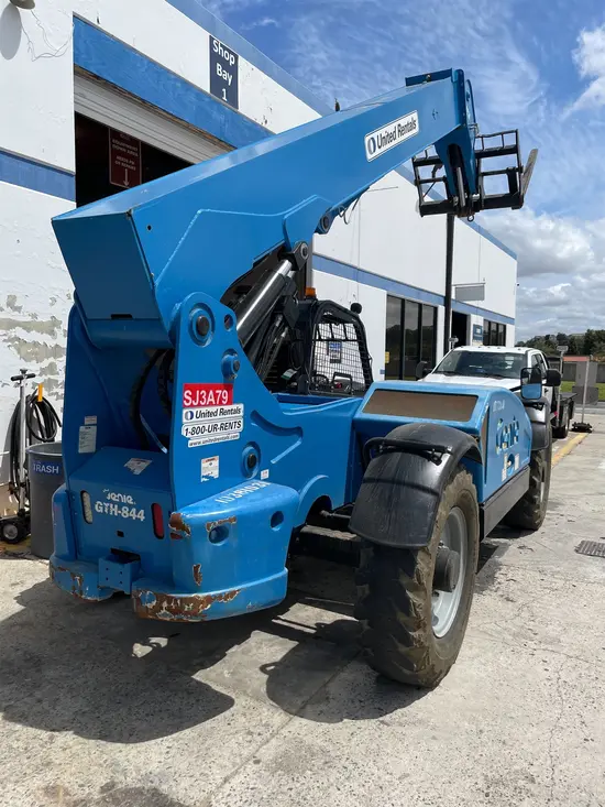 2015 Genie GTH-844 Forklift