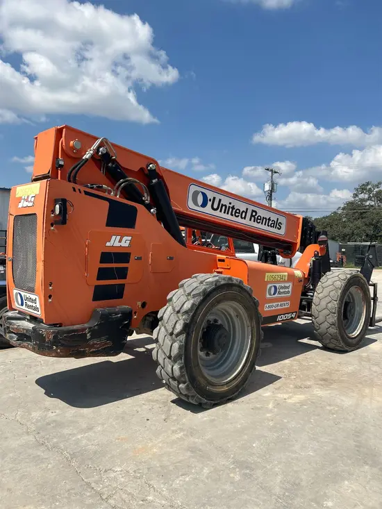 2017 SKYTRAK 10054 Forklift