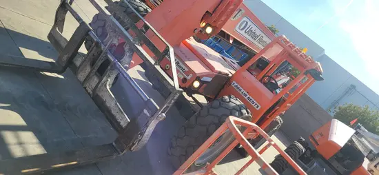 2015 SKYTRAK 8042 Forklift