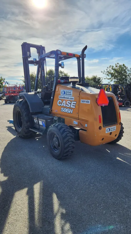 2021 Case 586H Forklift