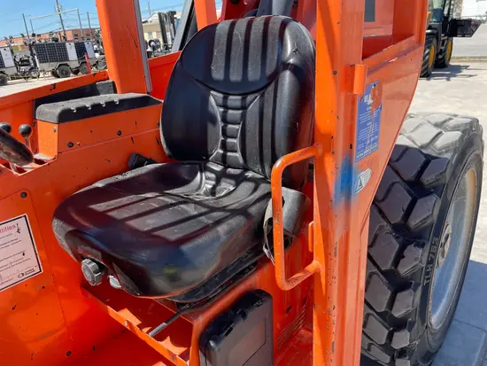 2016 SKYTRAK 8042 Forklift