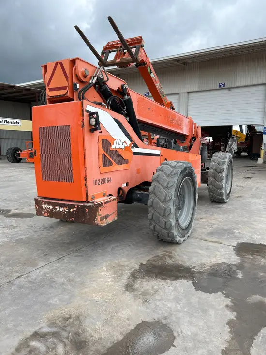 2014 SKYTRAK 10054 Forklift