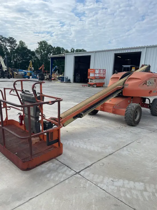 2014 JLG 400S Boom Lift