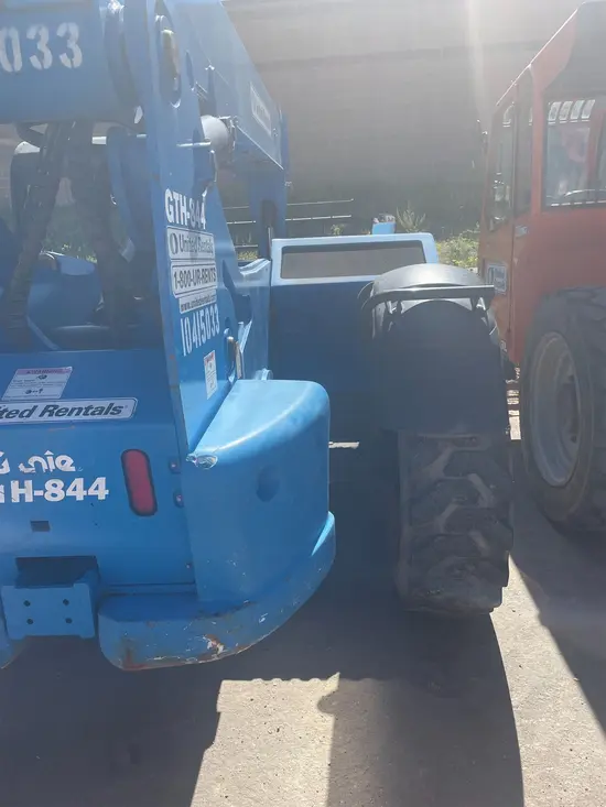 2015 Genie GTH-844 Forklift