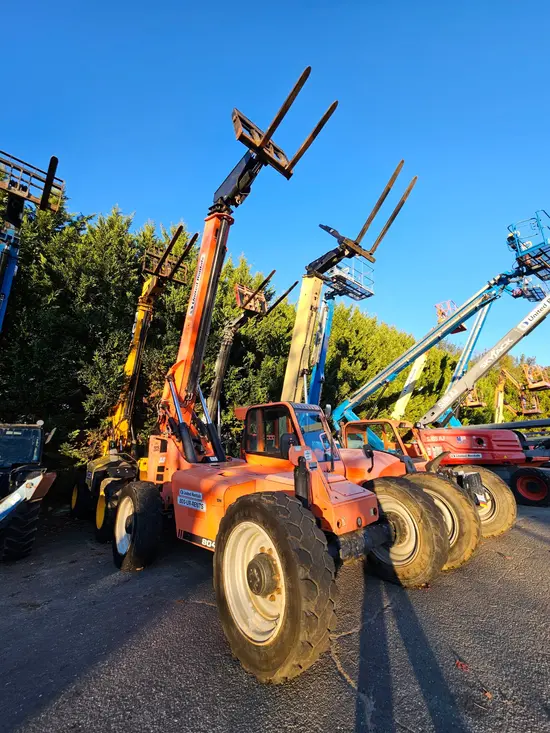 2016 SKYTRAK 8042 Forklift