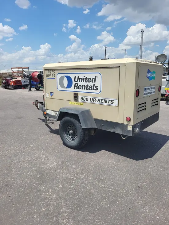 2018 Doosan P425/HP375WCUT4 Air Compressor