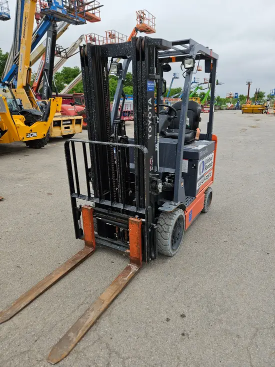 2022 Toyota 8FBCU25 Warehouse Forklift