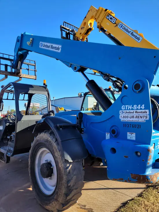 2015 Genie GTH-844 Forklift