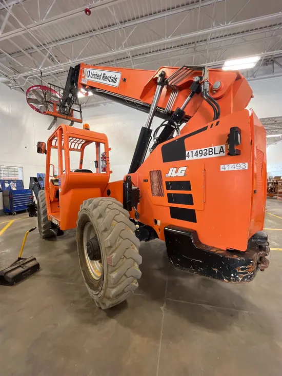 2017 SKYTRAK 10054 Forklift