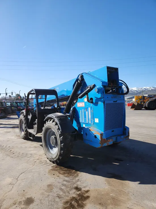 2016 Genie GTH-1056 Forklift