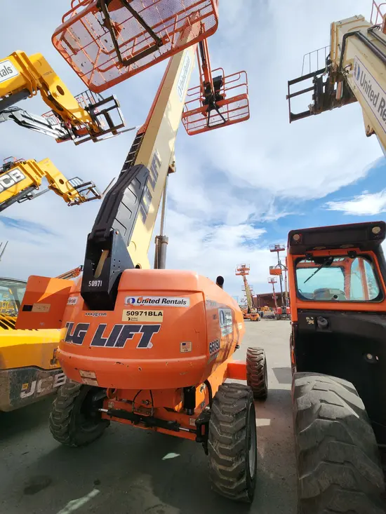 2017 JLG 660SJ Boom Lift