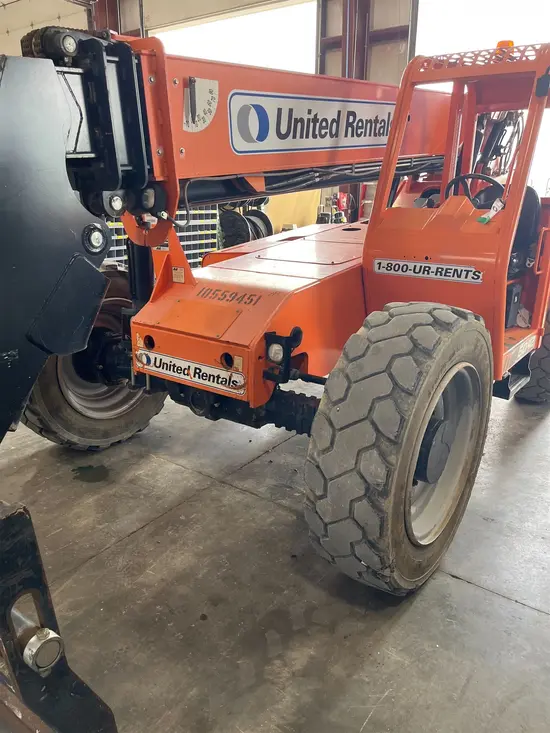 2017 SKYTRAK 6042 Forklift