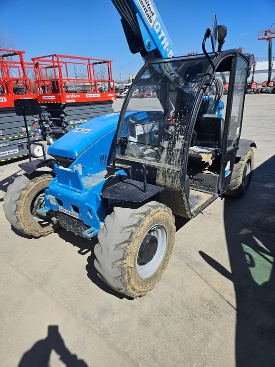 2017 Genie GTH-5519 Forklift