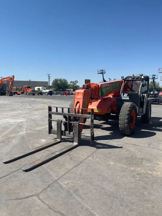 2016 XTREME XR1045 Forklift