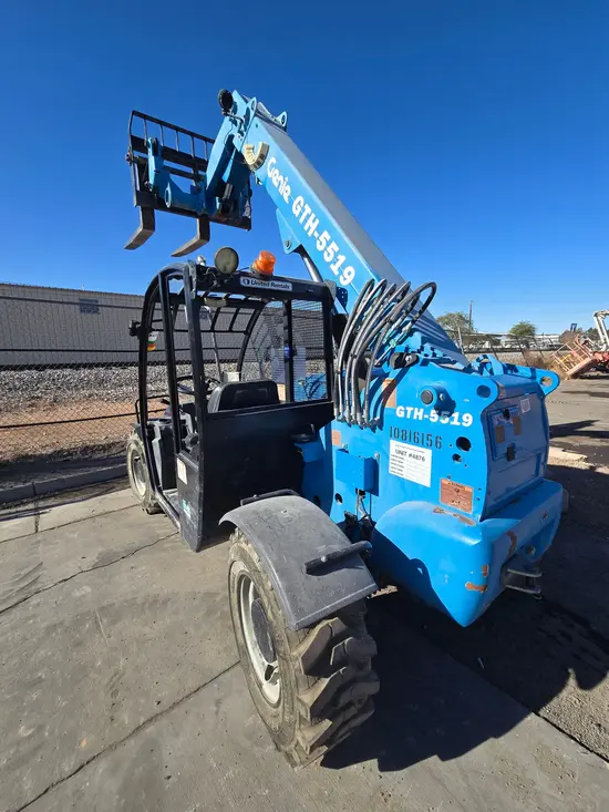 2018 Genie GTH-5519 Forklift