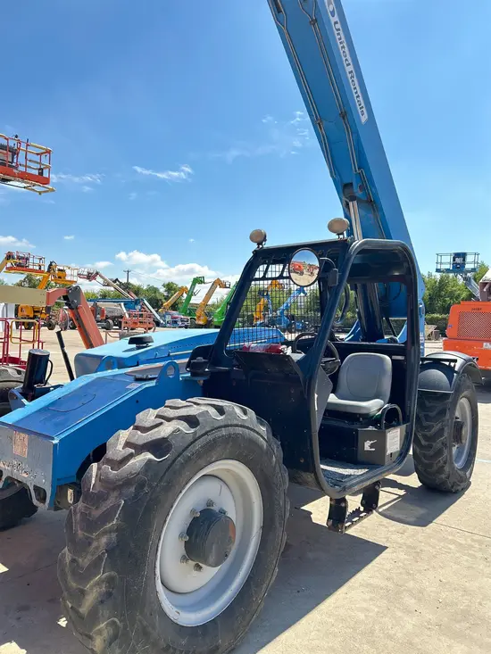 2014 Genie GTH-844 Forklift