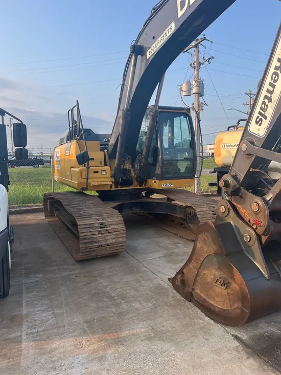 2018 John Deere 210G LC Excavator
