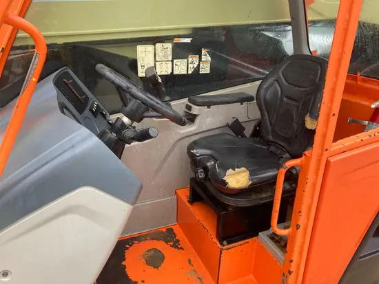 2016 JLG 1055 Forklift