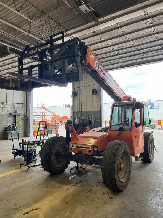2016 SKYTRAK 8042 Forklift