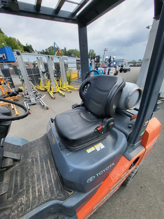 2018 Toyota 8FGU25 Warehouse Forklift