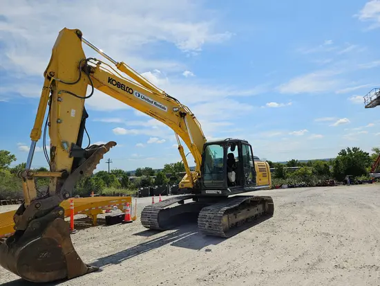 2018 Kobelco SK210LC-10 Excavator