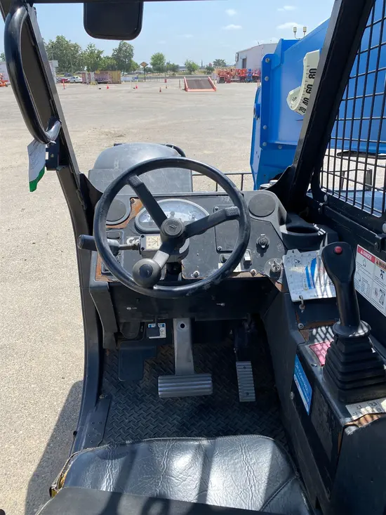 2015 Genie GTH-844 Forklift