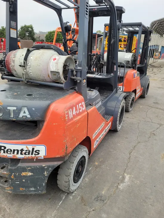 2017 Toyota 8FGU25 Warehouse Forklift