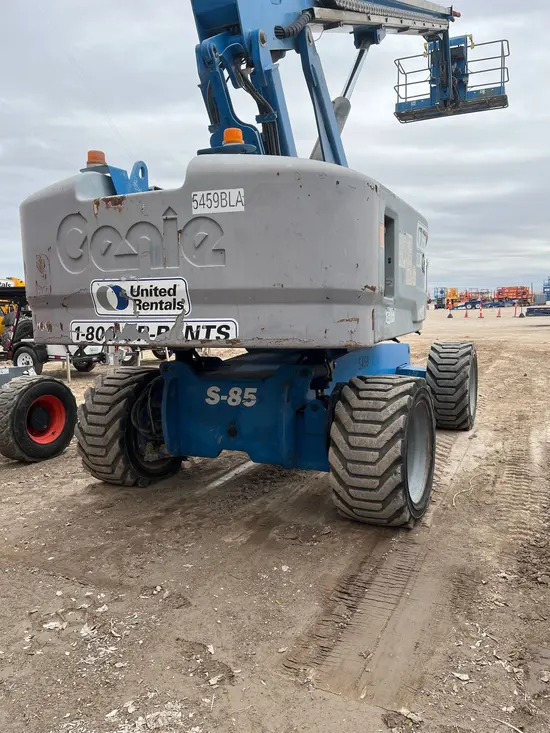 2014 Genie S-85 Boom Lift