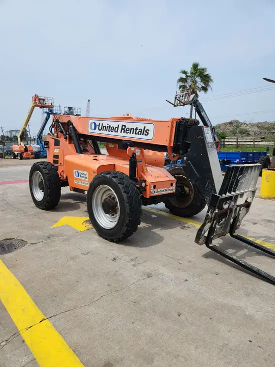2016 SKYTRAK 6042 Forklift