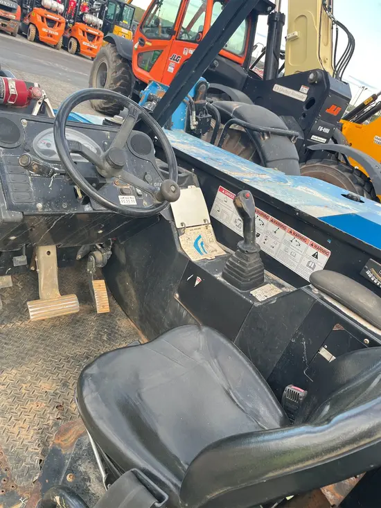 2016 Genie GTH-1056 Forklift